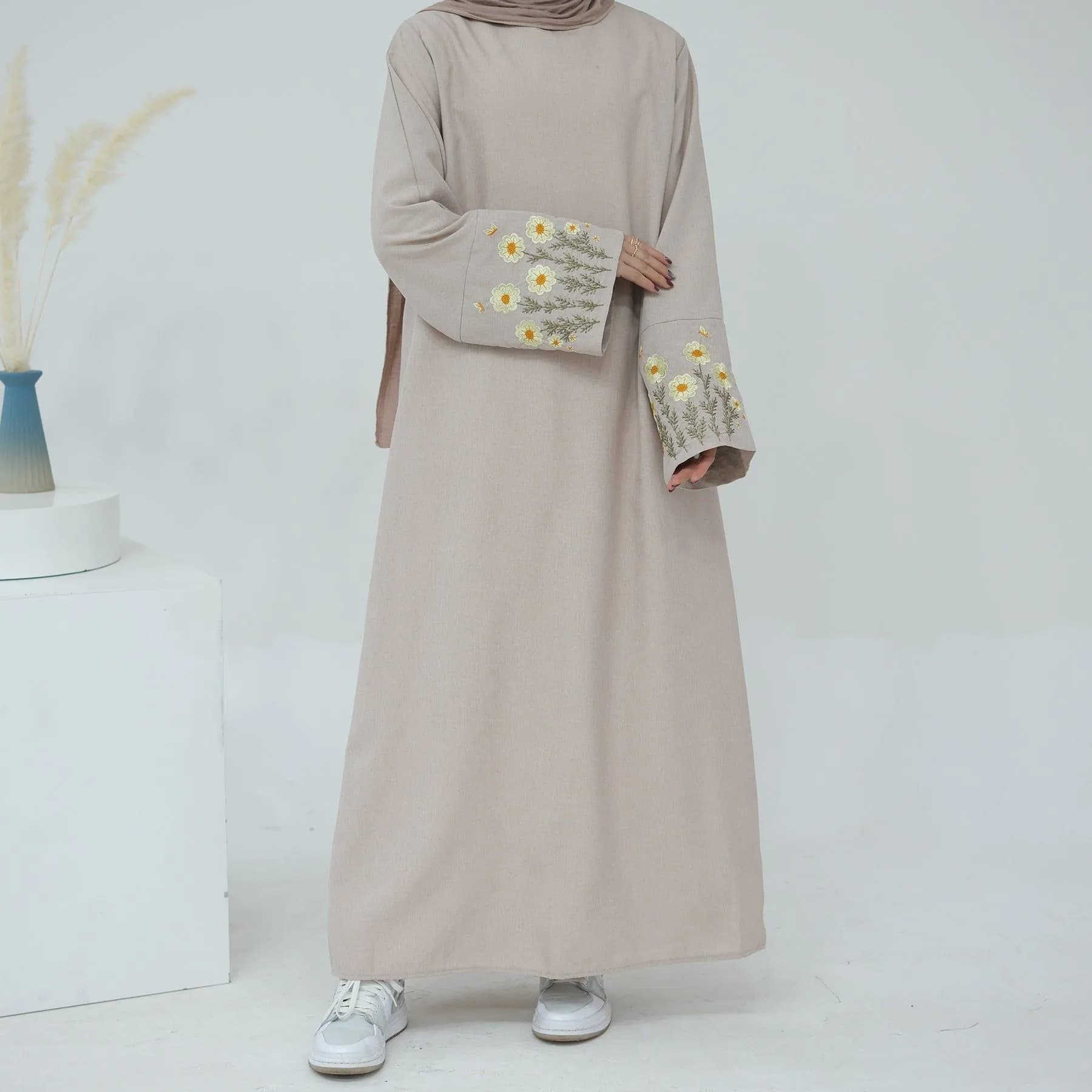 image-Dubai Middle East Turkey Dubai Flower Embroidery Series Elegant Dress