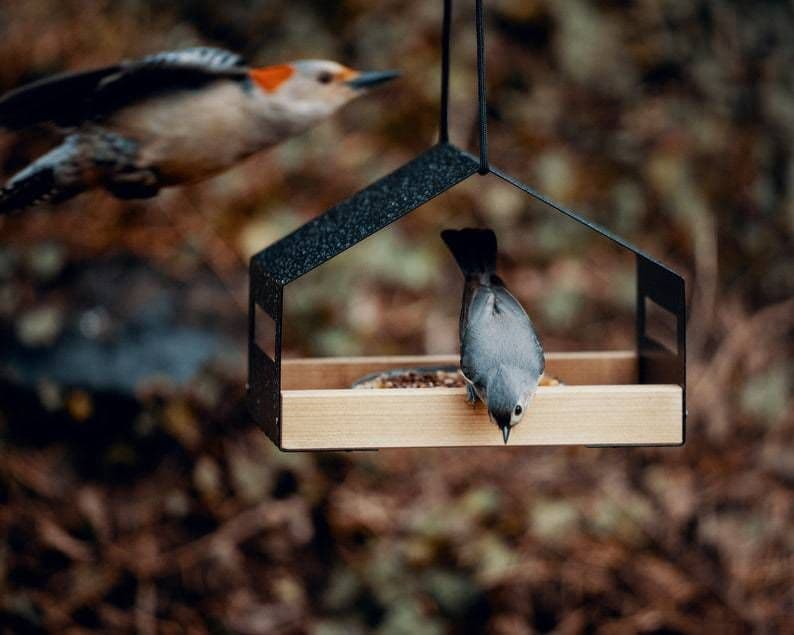 image-Outdoor Gardening Garden Decoration Hanging Bird Feeder