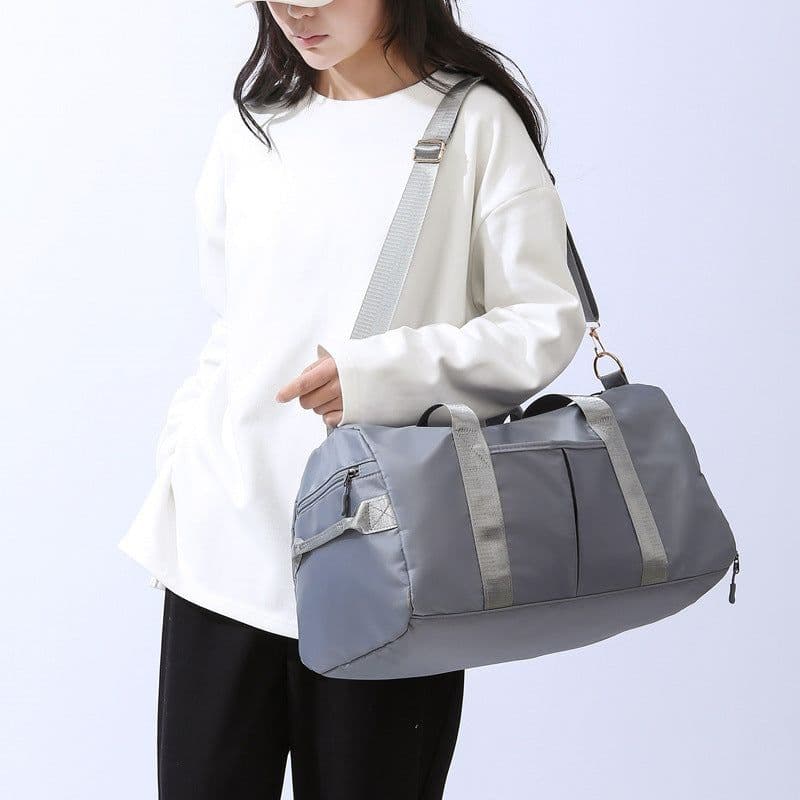 image-Travel Bag Women's Portable Large Capacity Sports Gym Bag