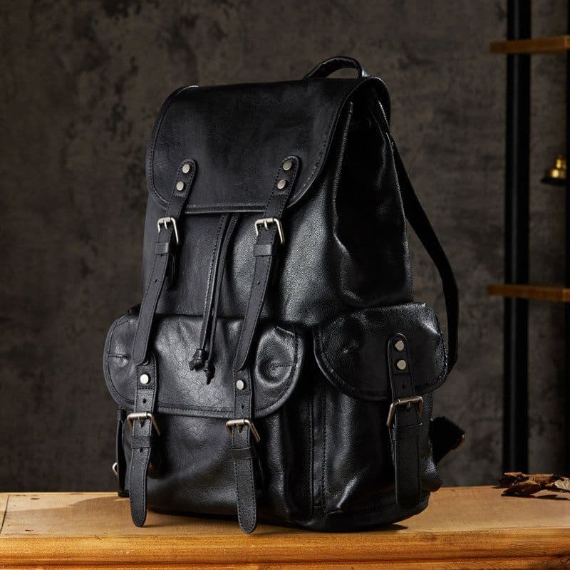 image-Hand Vegetable Tanningc Cowhide Men's Fashion Travel Bag