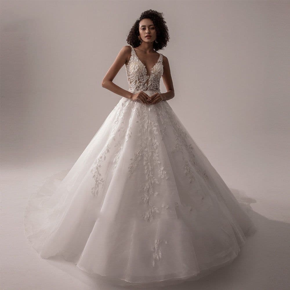 image-Slim-fit Travel Tail Slimming Main Wedding Dress