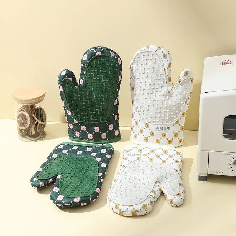 image-Thickened Microwave Oven Heat Insulation Oven Special Anti-hot Gloves High Temperature Resistance