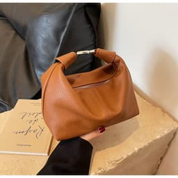 image-Simple Texture Single Shoulder Crossbody Korean Style Fashion Fashion High Sense Underarm Bag