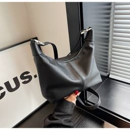 image-Simple Texture Single Shoulder Crossbody Korean Style Fashion Fashion High Sense Underarm Bag