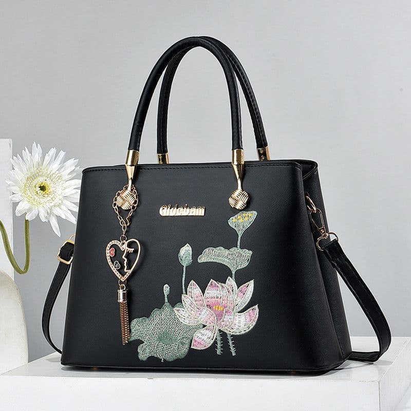 image-Women's Fashionable All-match Large Capacity Portable Shoulder Messenger Bag