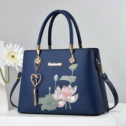 image-Women's Fashionable All-match Large Capacity Portable Shoulder Messenger Bag