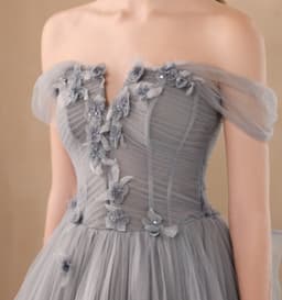 image-Dinner Annual Meeting Host Blue Off-shoulder Petal Dress For Women