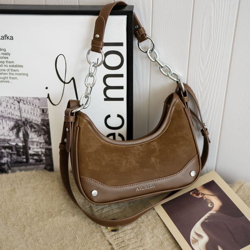 image-Women's Frosted Vintage Autumn And Winter Textured Shoulder Messenger Bag