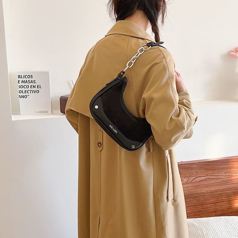 image-Women's Frosted Vintage Autumn And Winter Textured Shoulder Messenger Bag