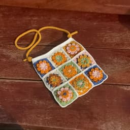 image-Diy Hand-woven Kaleidoscope Woolen Yarn Bag