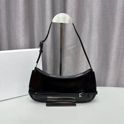 image-French Minority Design Advanced One Shoulder Portable Underarm Bag