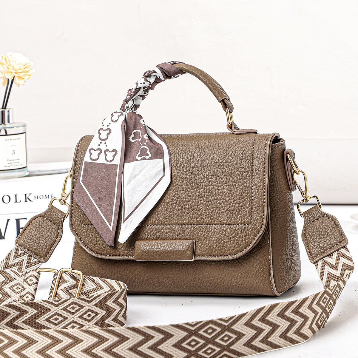 image-Women's Fashion Personalized All-match Messenger Bag