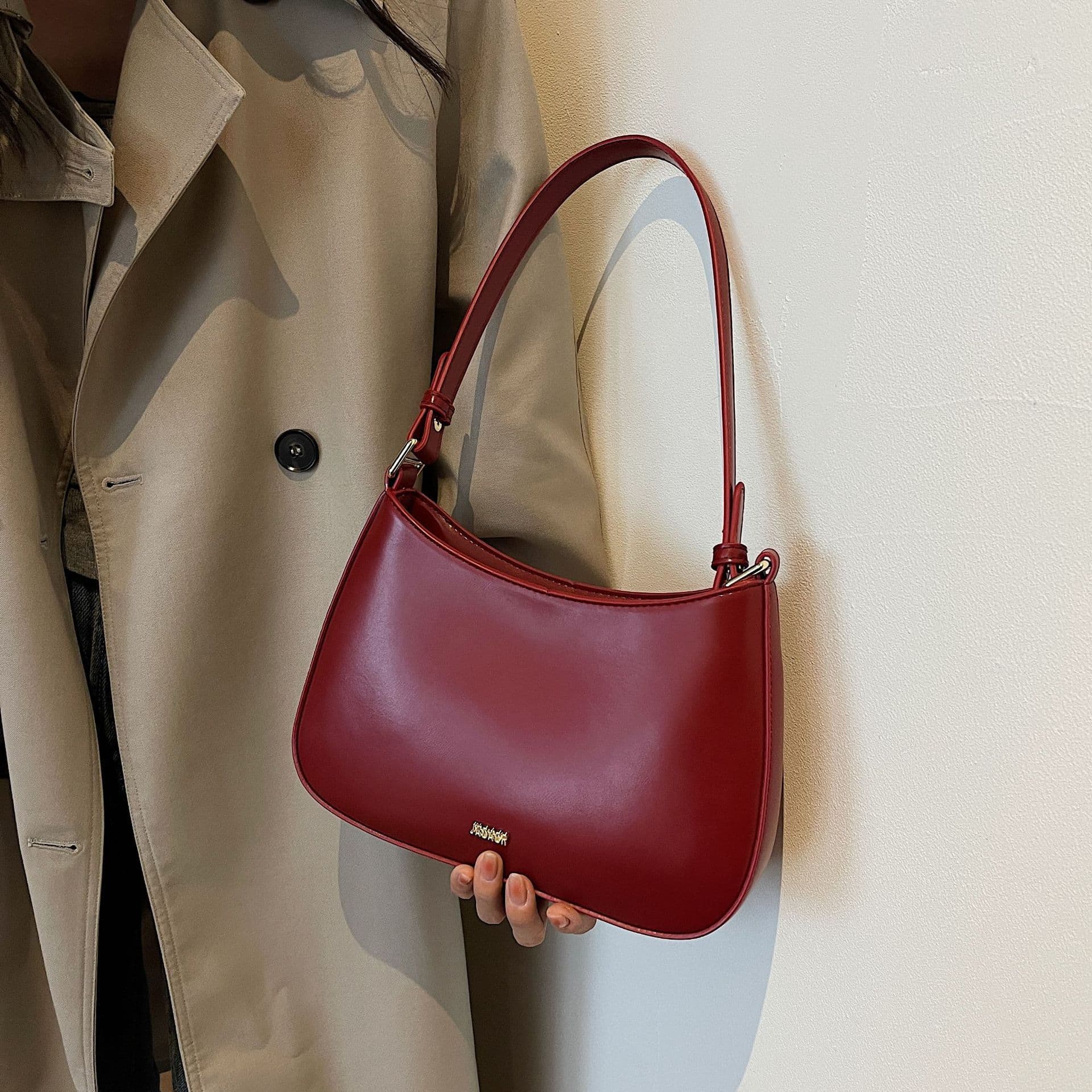 image-Fashion Personality Retro Ladies Bag