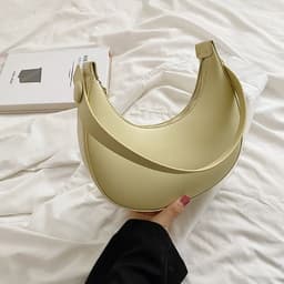 image-Casual Internet Celebrity Women's Shoulder Bag Versatile High Quality