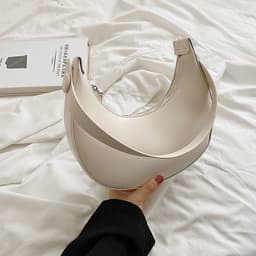 image-Casual Internet Celebrity Women's Shoulder Bag Versatile High Quality