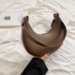 image-Casual Internet Celebrity Women's Shoulder Bag Versatile High Quality