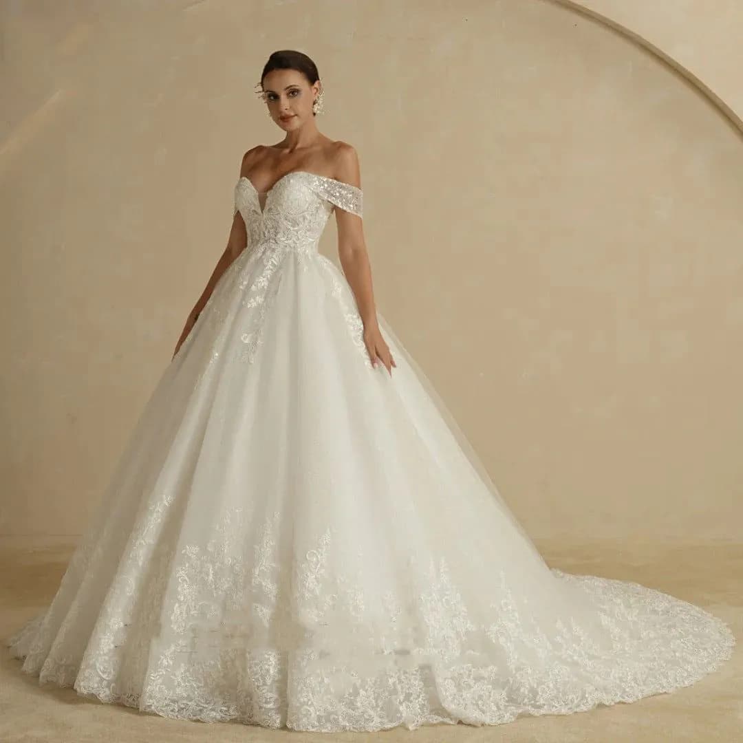 image-Off-shoulder Bridal Main Wedding Dress Elegant Court Style High-grade Luxury French Light Door Yarn
