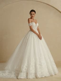 image-Off-shoulder Bridal Main Wedding Dress Elegant Court Style High-grade Luxury French Light Door Yarn