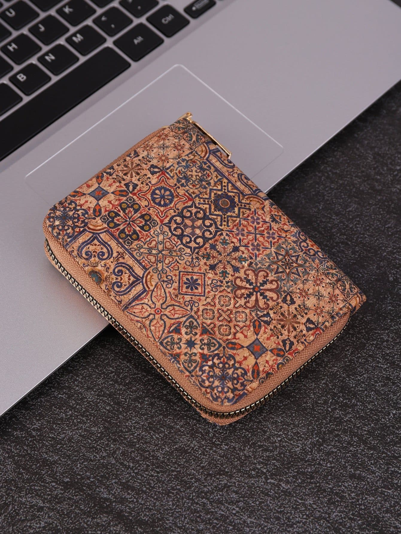 image-Retro Unisex Stylish And Portable Card Holder