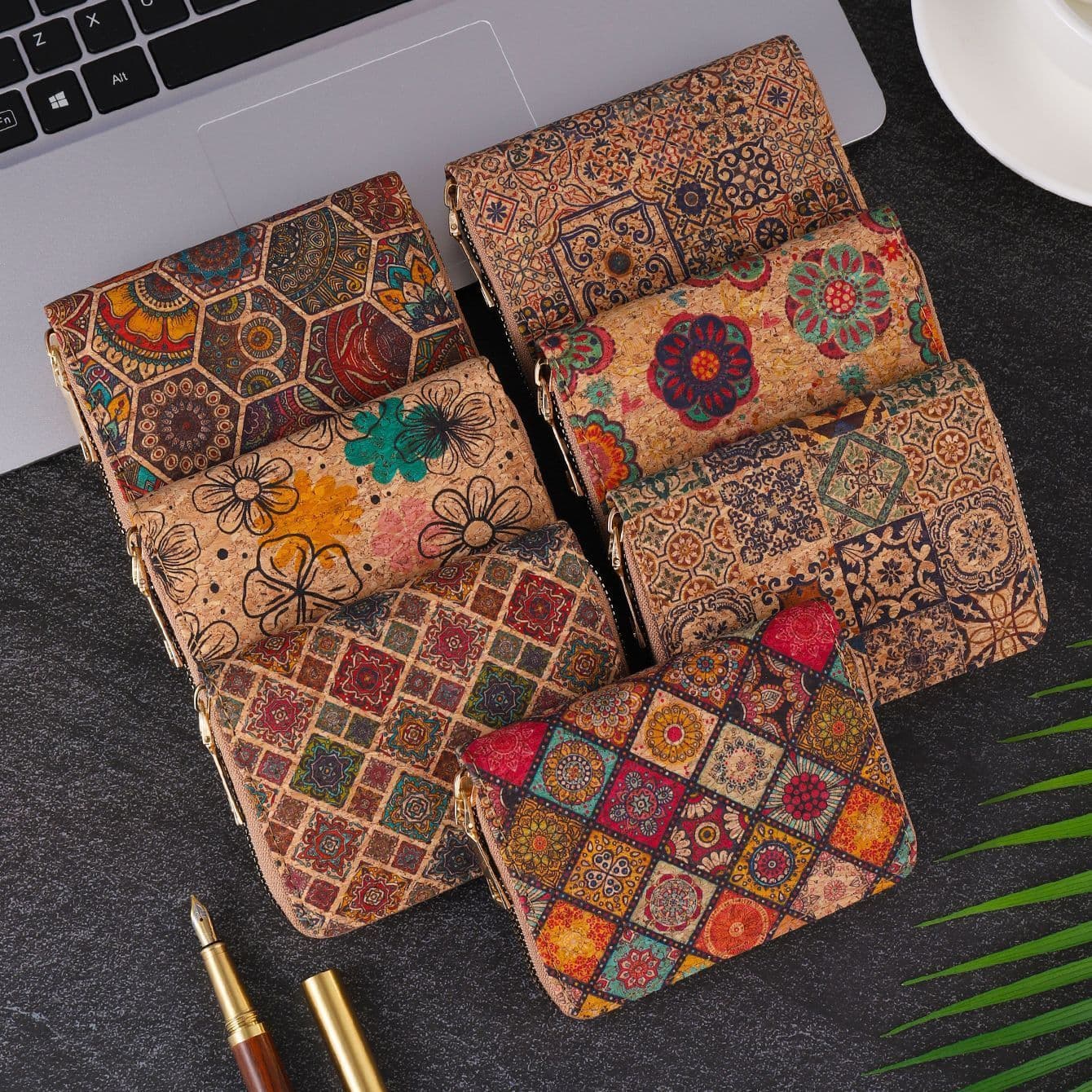 image-Retro Unisex Stylish And Portable Card Holder