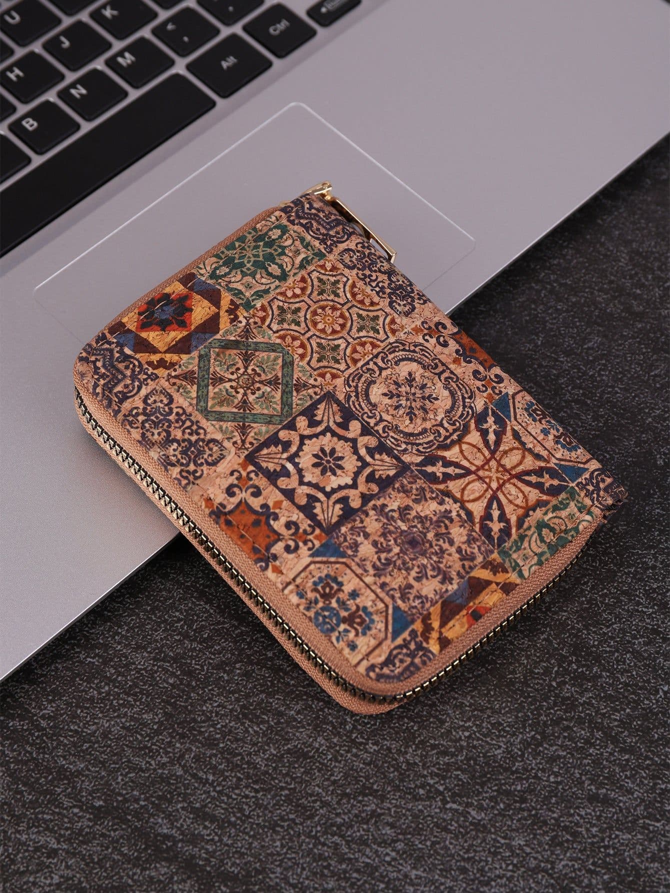 image-Retro Unisex Stylish And Portable Card Holder