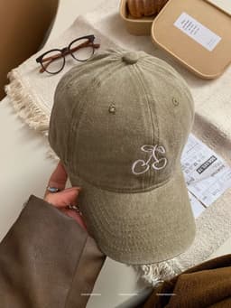 image-Ins Cherry Embroidered Baseball Cap Soft Top Wide Brim Cover Face Peaked Cap