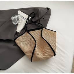 image-Women's Retro Vacation Style Straw Woven Large Capacity Bag