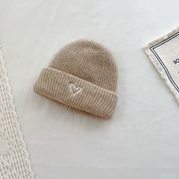 image-Heart Embroidery Solid Color Children Woolen Knitted Hat