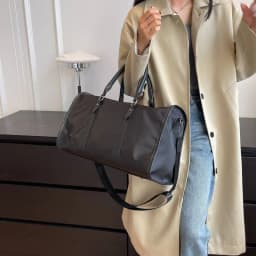 image-Large Capacity Waterproof And Foldable Female Hand-held Luggage Bag