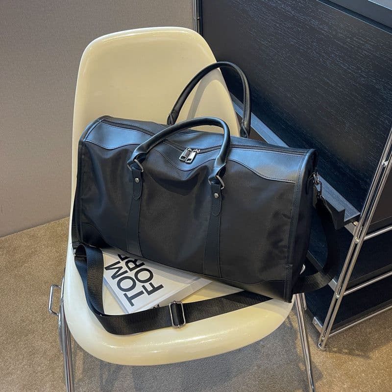 image-Large Capacity Waterproof And Foldable Female Hand-held Luggage Bag