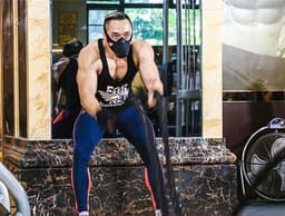 image-Extreme Sports Oxygen Blocking Mask Training Mask