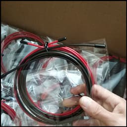 image-Jump rope fitness men and women