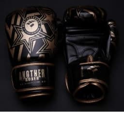 image-Punching Bag Boxing Gloves