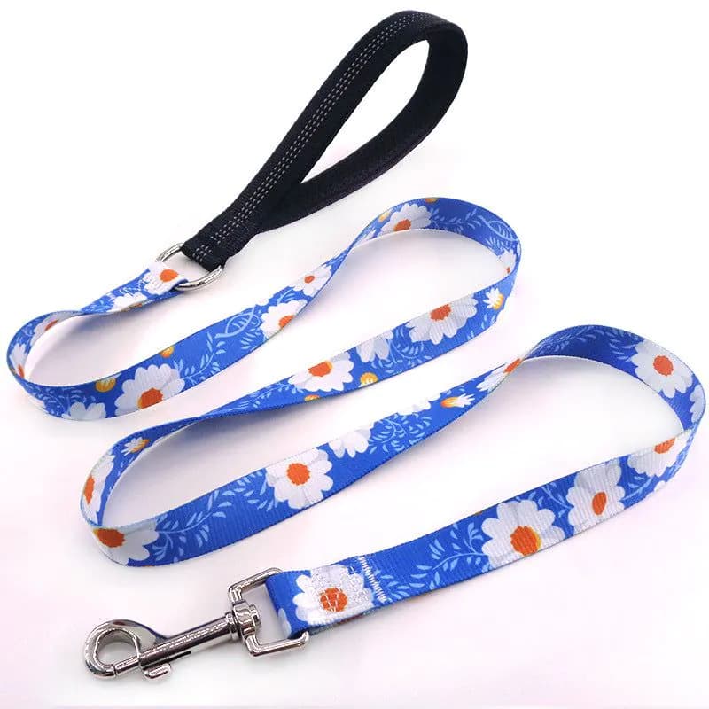 image-Flower training dog pet supplies printed dog leash