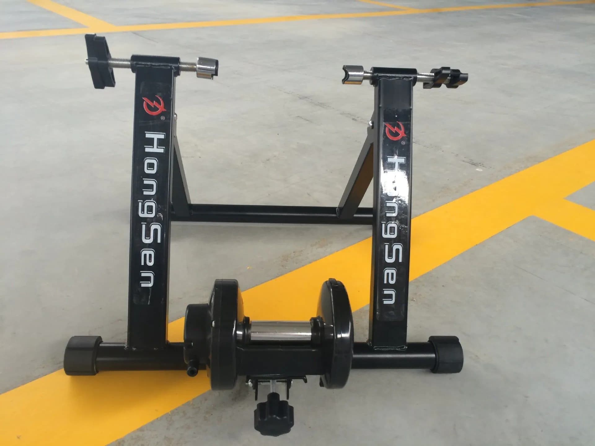 image-Line controlled cycling training table magnetoresistance line control indoor exercise equipment parking frame single car equipment sports fitness platform