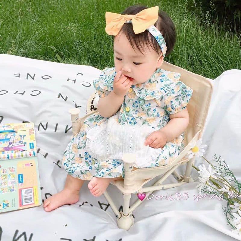 image-Children Portable Safety Camping Dining Chair Folding Baby Dining Table And Chair Outdoor Folding Multifunctional Infant Feeding