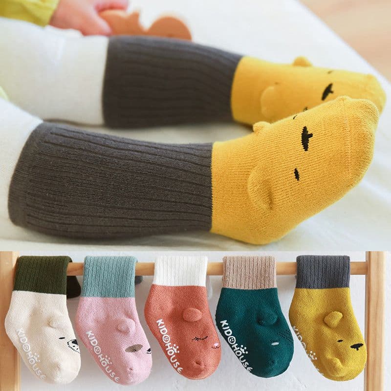 image-Thick Terry Baby Middle Tube Stereoscopic Anti-skid Floor Socks
