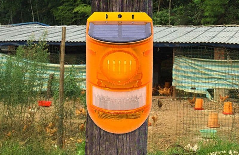 image-Solar Alarm Light Outdoor Sound And Light Alarm Anti-thief Anti-theft Red Human Body Induction Animal Repellent