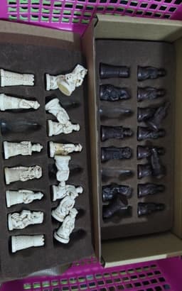 image-New Antique Chess Small Leather Chess Board Qing Bing Lifelike Chess Pieces Characters Parenting Gifts Entertainment
