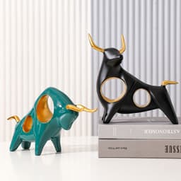 image-Desktop Decorations Are Lucky And Bullish Ornaments