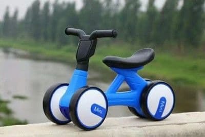 image-Plastic No-pedal Baby Kids Push Balance Bike Three Wheels Tricycle Baby Mini Balance Bike