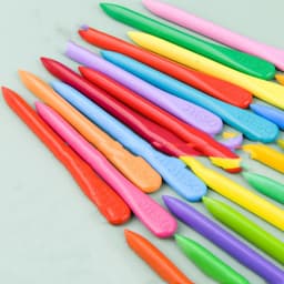 image-Children Not Dirty Hands Plastic Crayon Painting Kindergarten Oil Pastel Crayons