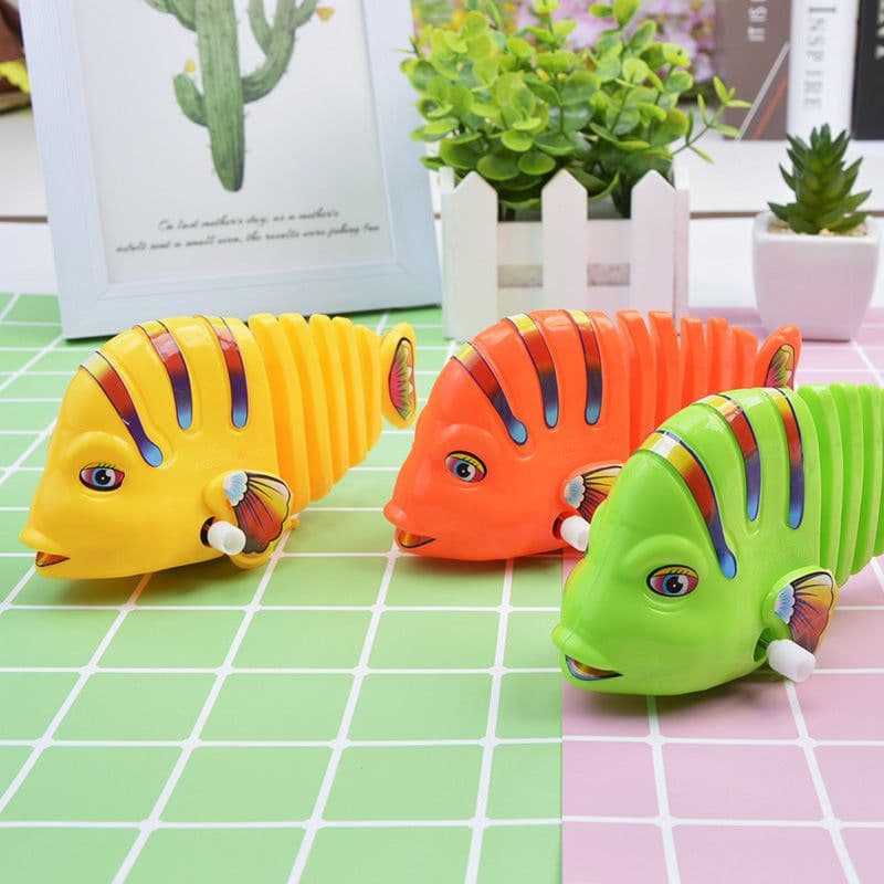 image-Children'S Toy Swing Fish Clockwork On The Chain, Small Animals Can Run, Cartoon Creative Gifts, Moving Fish, Swing Tail Fish