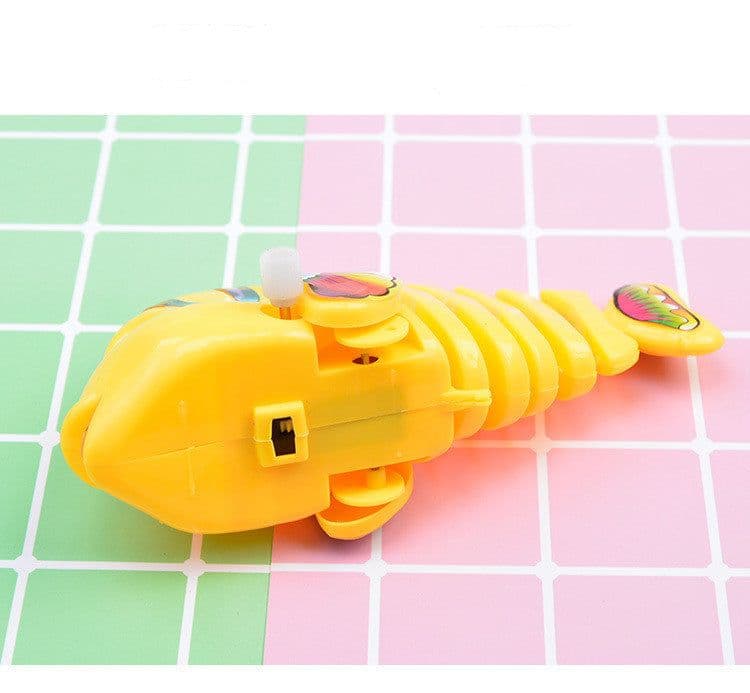 image-Children'S Toy Swing Fish Clockwork On The Chain, Small Animals Can Run, Cartoon Creative Gifts, Moving Fish, Swing Tail Fish