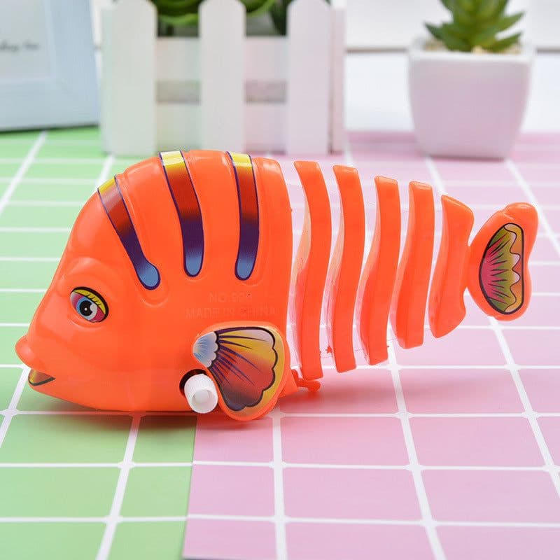 image-Children'S Toy Swing Fish Clockwork On The Chain, Small Animals Can Run, Cartoon Creative Gifts, Moving Fish, Swing Tail Fish
