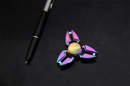 image-Fashionable Zinc Alloy Colorful Fingertip Spinner