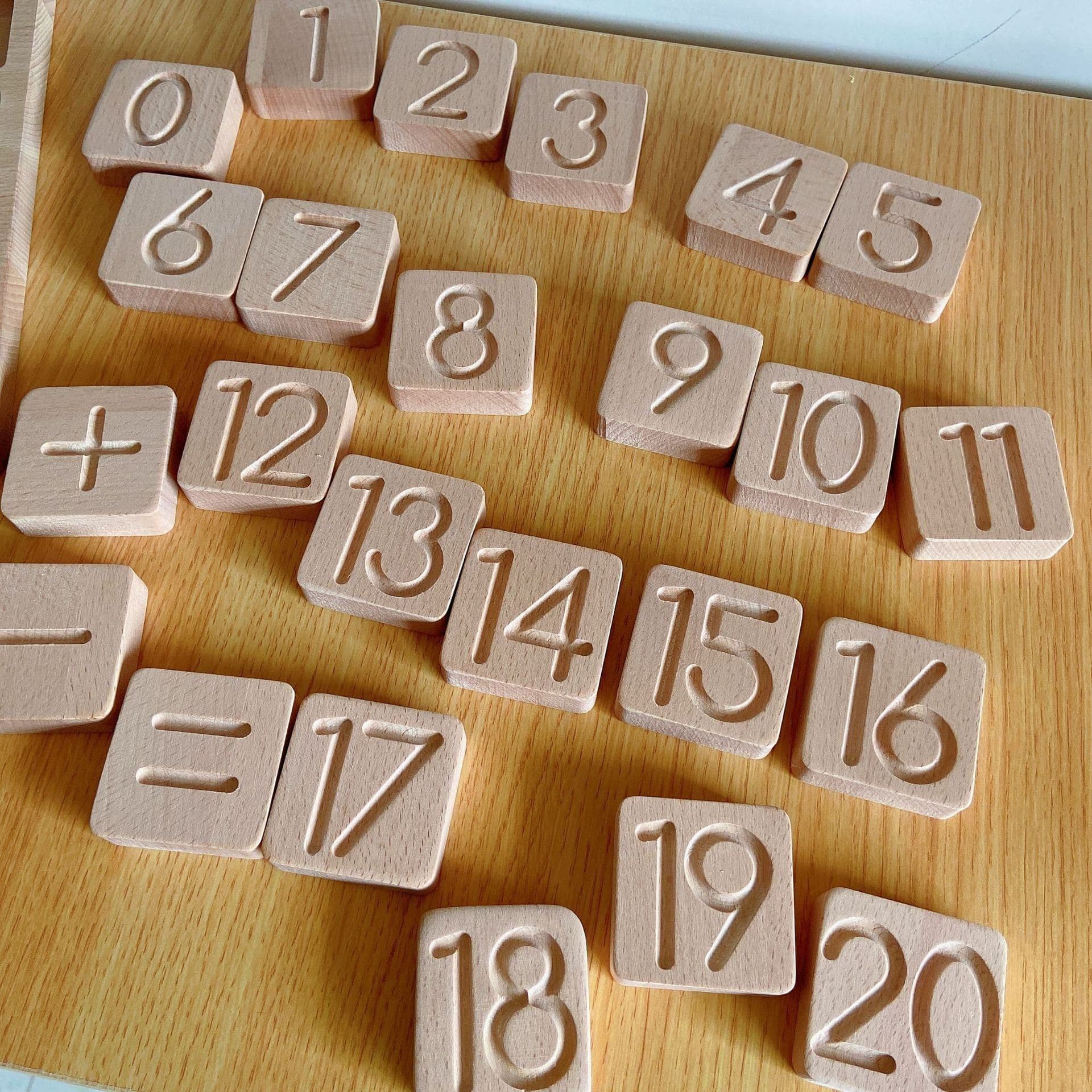 image-Beech Nordic Simple Wind Handwritten Early Education Digital Building Blocks Operation Toy