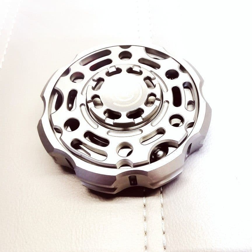 image-Double Sided Linkage Gyroscope Metal