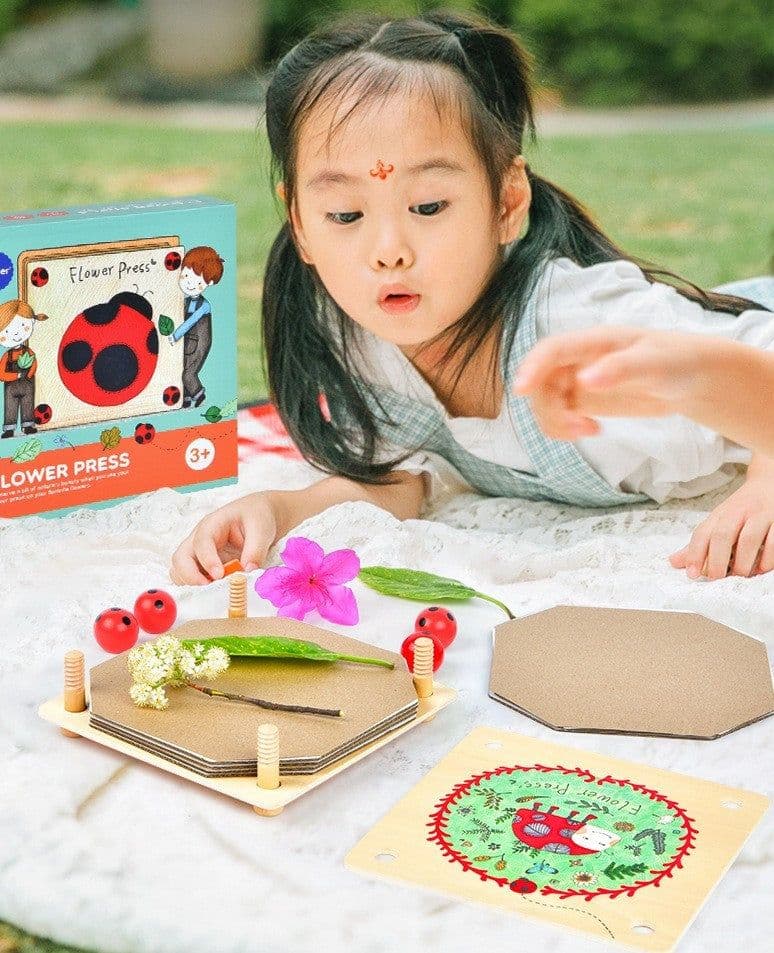 image-Children's Handmade Knurling Tool Herbarium Outdoor Collection Leaves And Flowers Handmade Tools