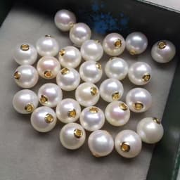 image-18K Gold Round Pearl Necklace Clavicle Chain